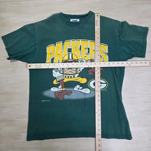 Vintage CSA Green Bay Packers Tazmanian Taz Devil T‎ Shirt Large CSA 1996